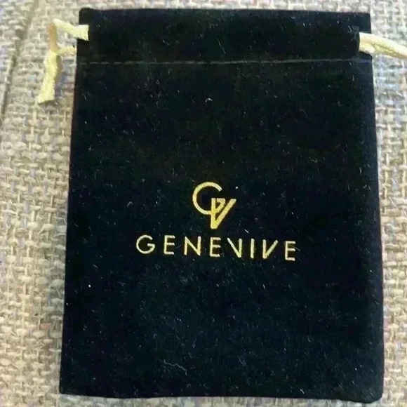 Genevive .925 Sterling Silver 18” Necklace w/Pendant CZ Cobalt Stones - Picture 4 of 4